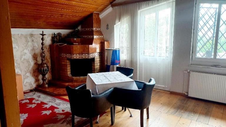 Mariel Hotel Tbiliszi Kültér fotó